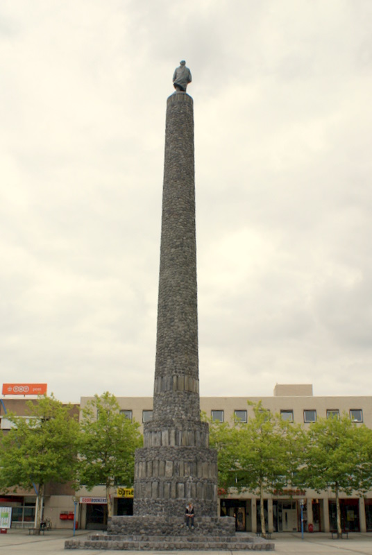 Monument Cornelia Lelyho v Lelystadu